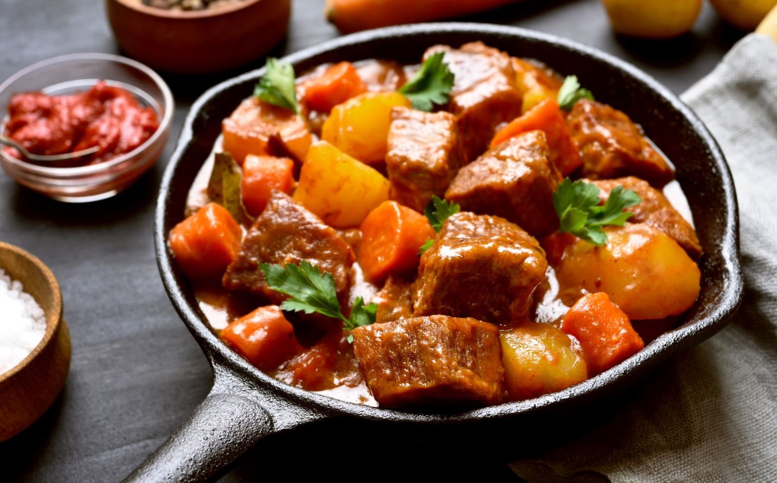 【6ヶ月定期便】 高千穂牛 すね肉 400g×2パック×6回 和牛_Tk002-t077