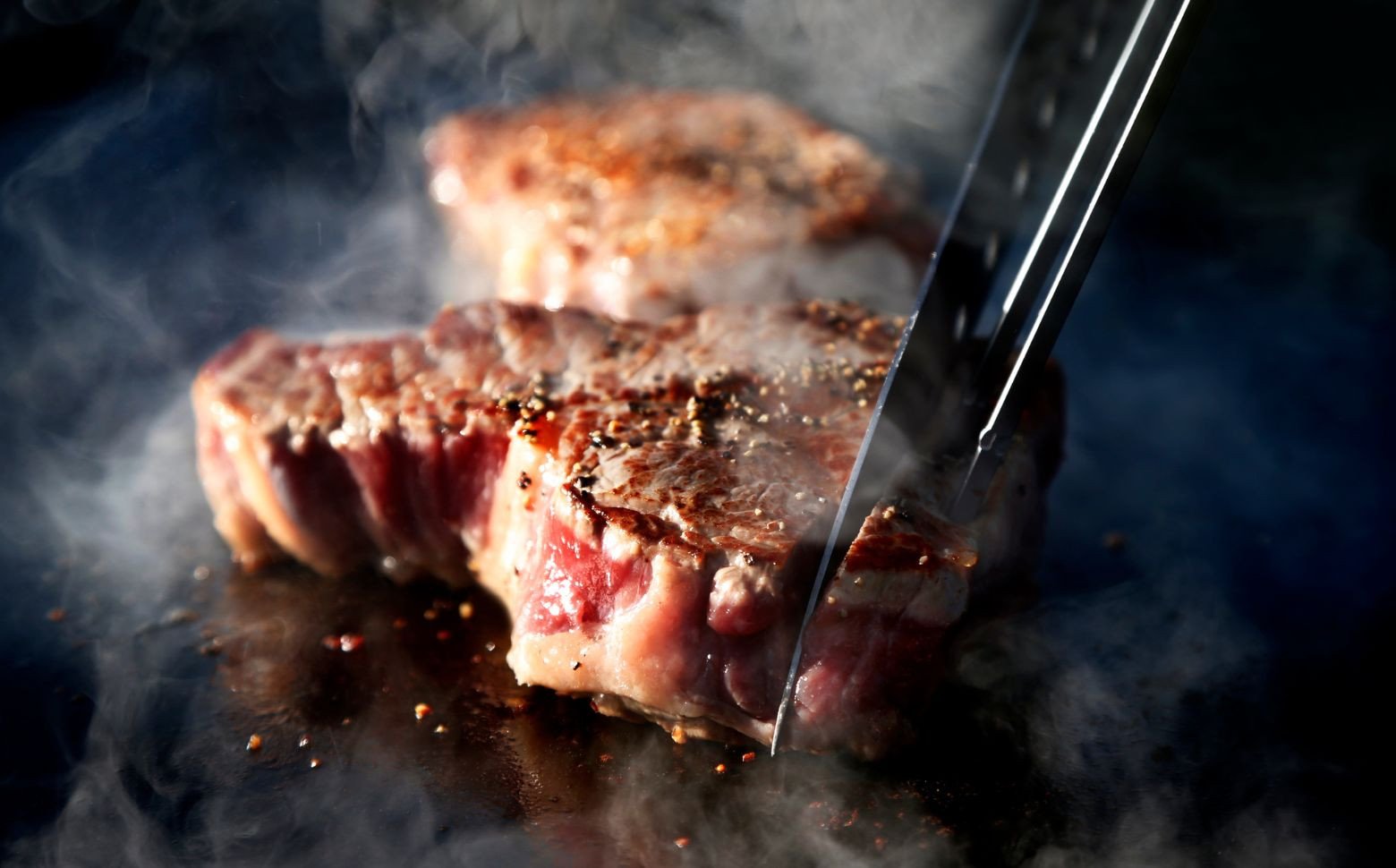 宮崎県産黒毛和牛A4等級以上 高千穂牛上モモステーキ130g×6枚 計780g 宮崎県産 黒毛和牛 A4等級以上 上モモステーキ 130g×6枚 計780g 牛肉 肉 お肉 上モモ肉 上モモ ステーキ ステーキ肉 ブランド牛 国産牛 和牛 国産黒毛和牛 焼肉 BBQ アウトドア 贈り物 ギフト お祝い 内祝い グルメ お取り寄せ 宮崎県 高千穂町 _Tk002-069