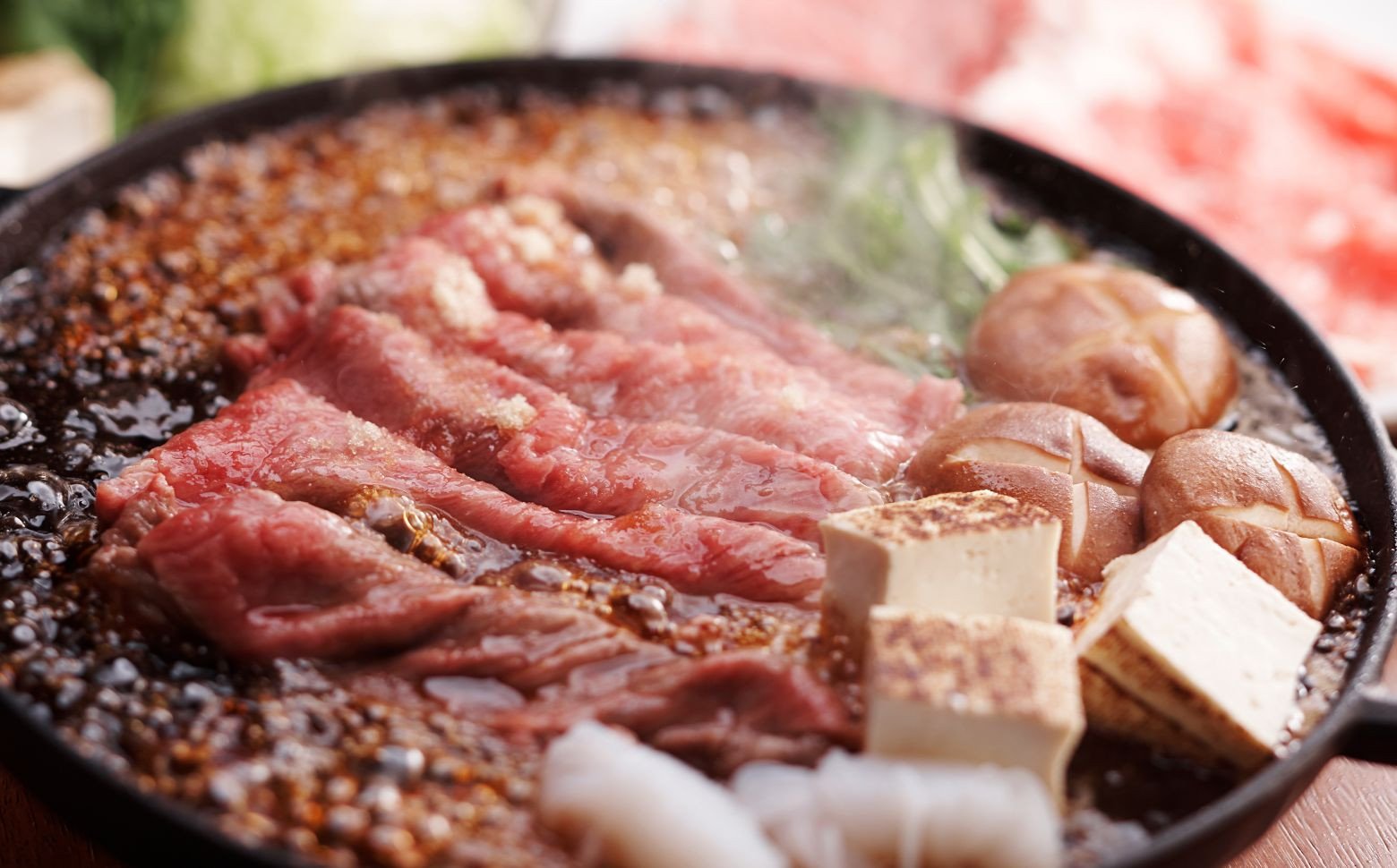 宮崎県産黒毛和牛A4等級以上 高千穂牛特選しゃぶしゃぶ・すき焼きセット ［ロース&モモ各400g］ 計800g 宮崎県産 黒毛和牛 A4等級以上 高千穂牛 特選 しゃぶしゃぶ・すき焼きセット ［ロース&モモ各400g］ 計800g 牛肉 肉 お肉 ロース モモ 牛ロース 牛モモ 精肉 すきしゃぶ 鍋 精肉セット セット 詰め合わせ 贈答 贈り物 グルメ 宮崎県 高千穂町 _Tk002-071